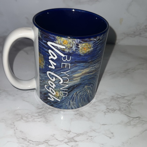 Van Gogh Beyond- Starry Night Coffee Cup - Picture 3 of 8